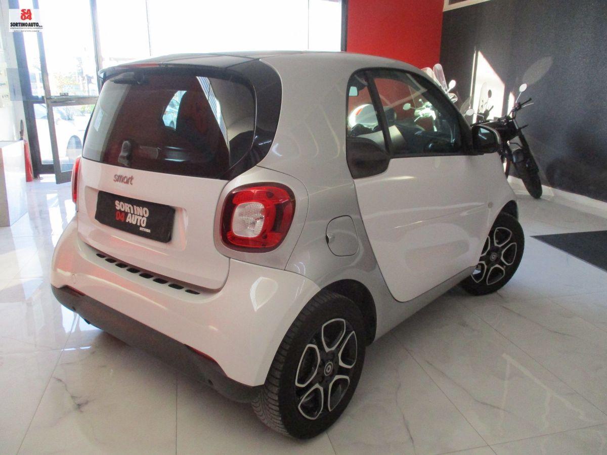SMART Fortwo 70 1.0 t.amic Passion-2018 KM115000