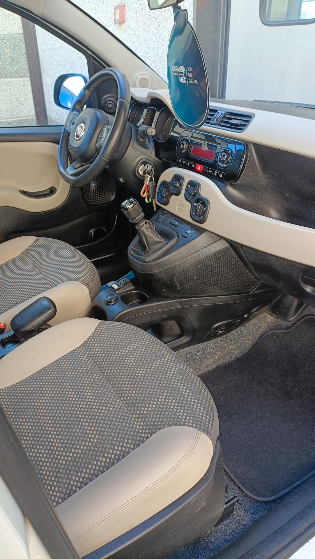Fiat Panda 0.9 TwinAir Turbo Natural Power Lounge 4x4