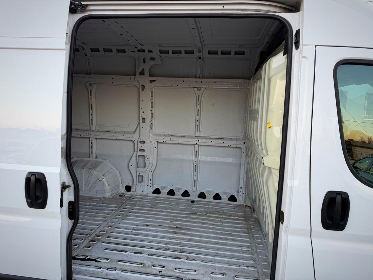 Fiat Ducato 35 2.2 Mjt 140CV PLM-SL-TM Furgone Garanzia 12 Mesi