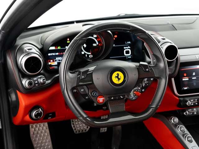 Ferrari GTC4 Lusso
