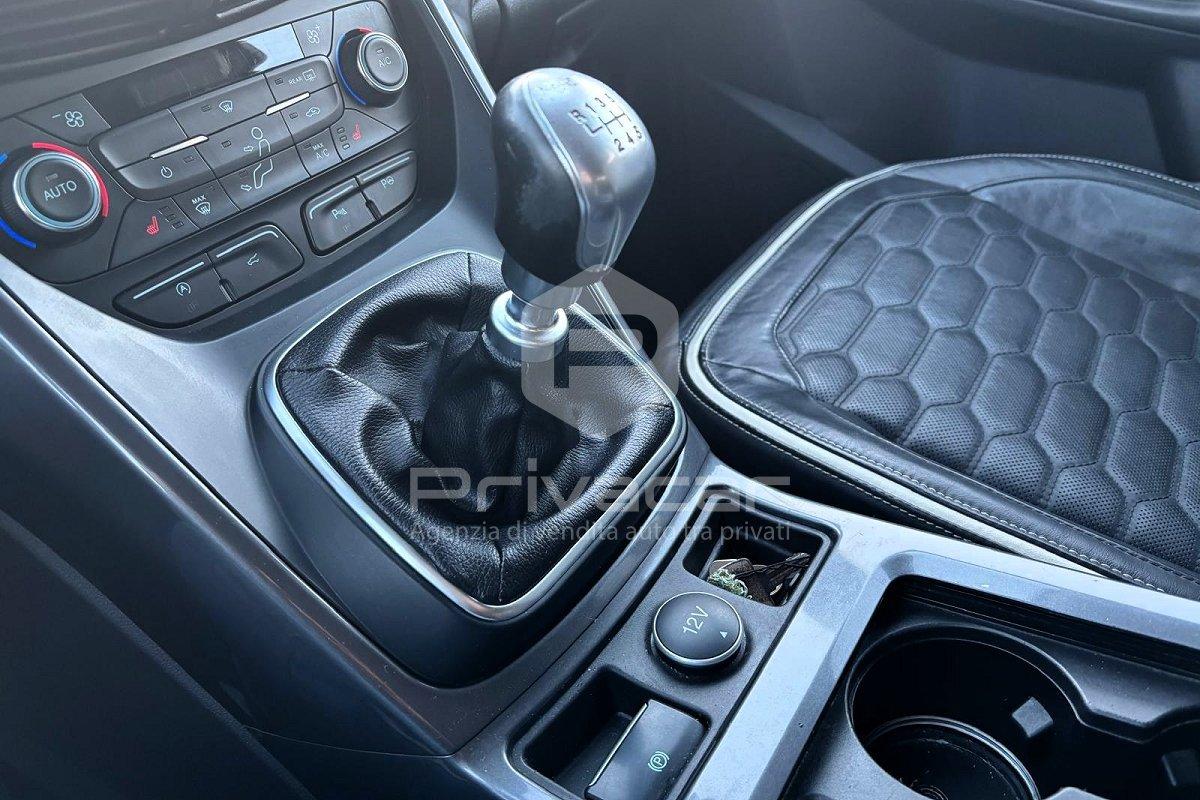 FORD Kuga 2.0 TDCI 150 CV S&S 4WD Vignale