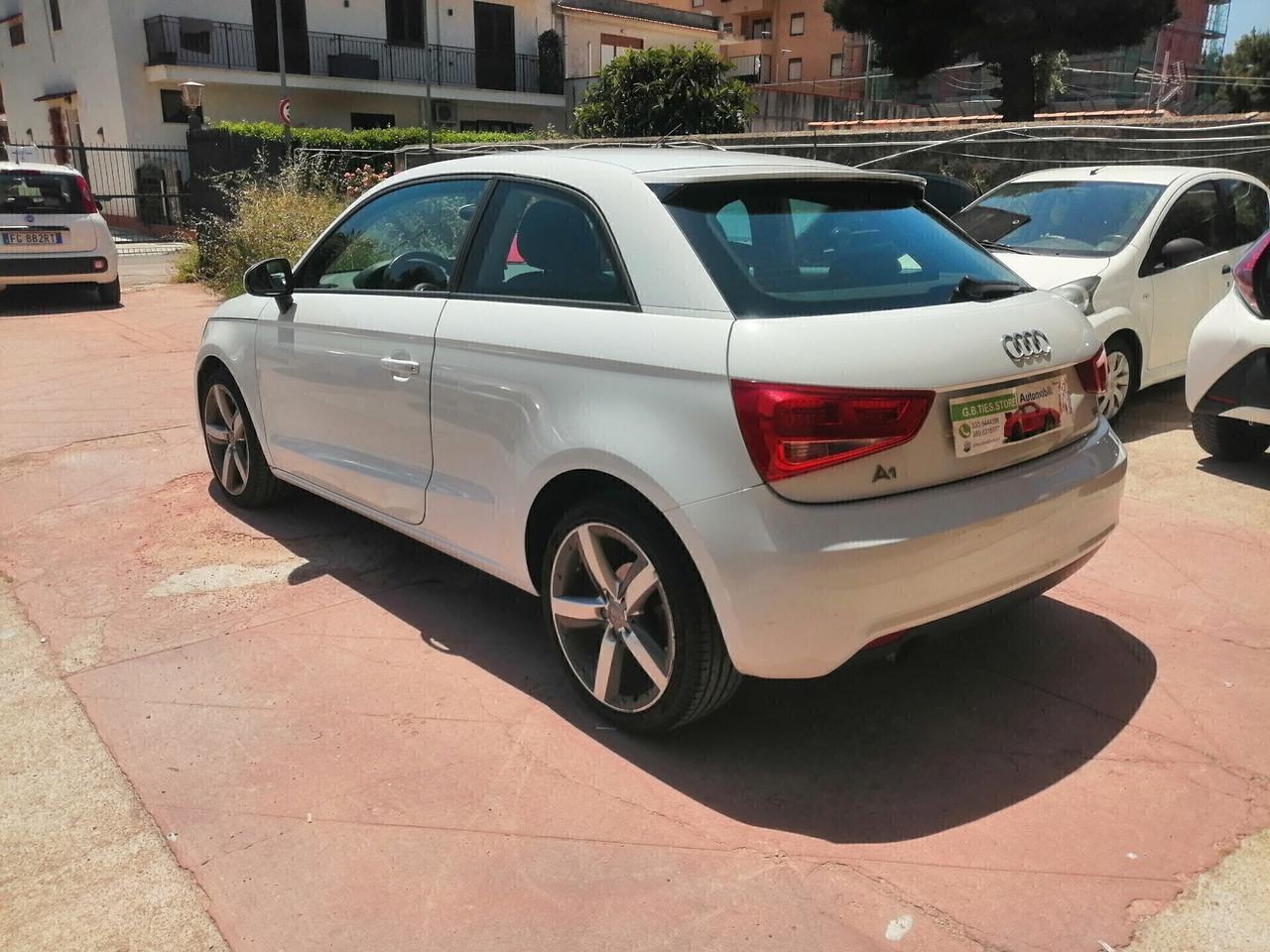 AUDI A1 1.6 TDI 90CV AMBITION 2013 BI-XENON