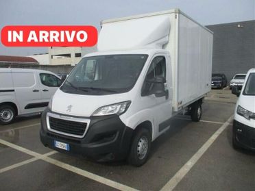 Peugeot Boxer 335 2.2 BlueHDi 140 S&S PC Cabinato