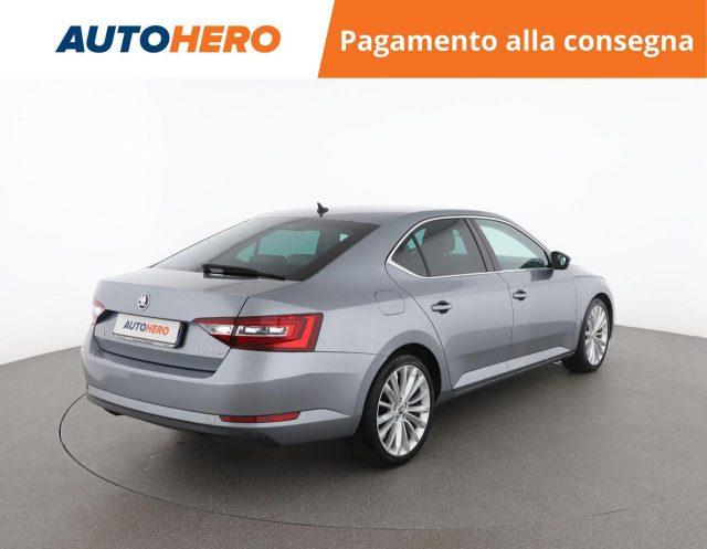 SKODA Superb 2.0 TDI DSG Style