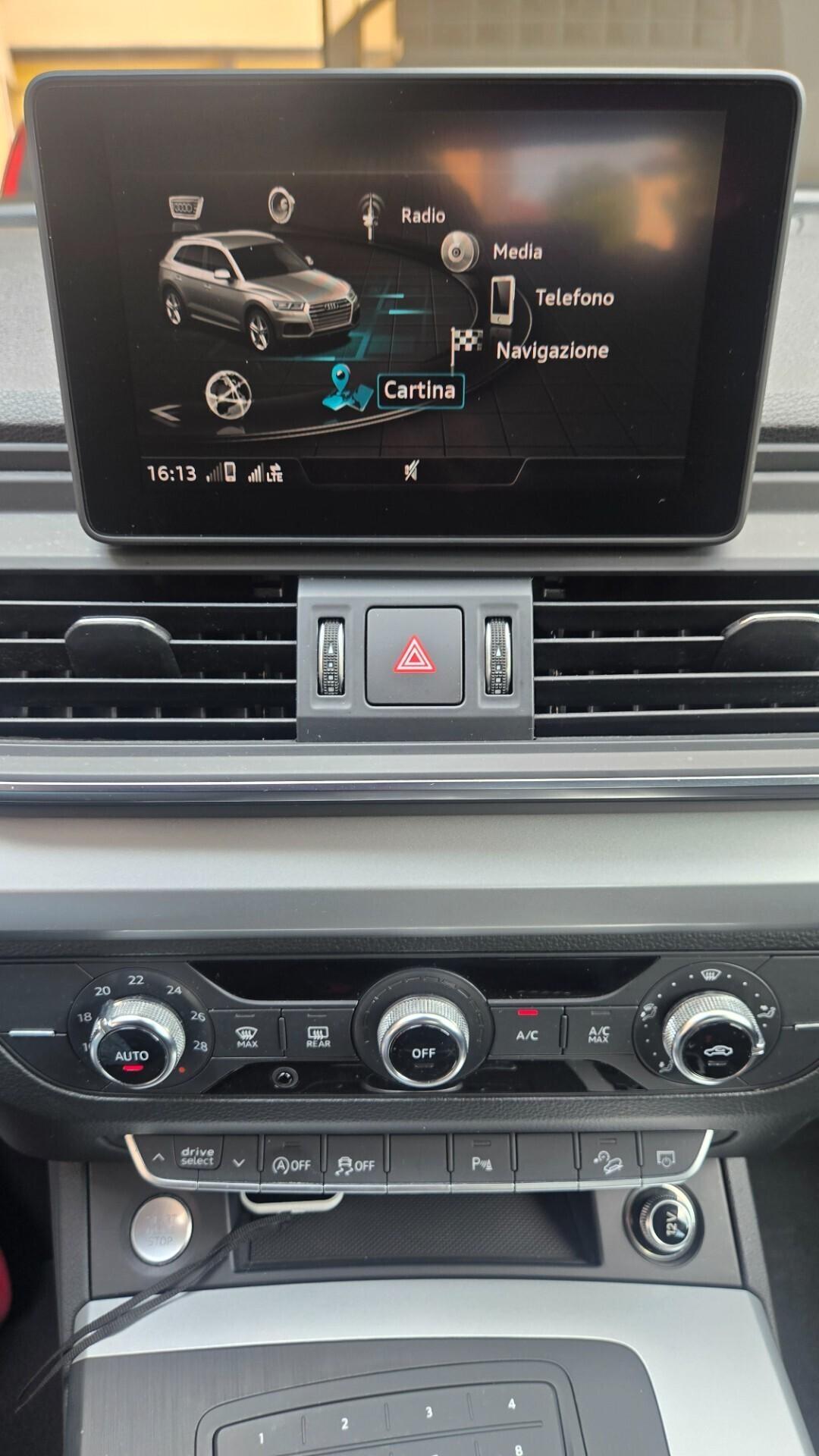 Audi Q5 35 TDI quattro S tronic Business