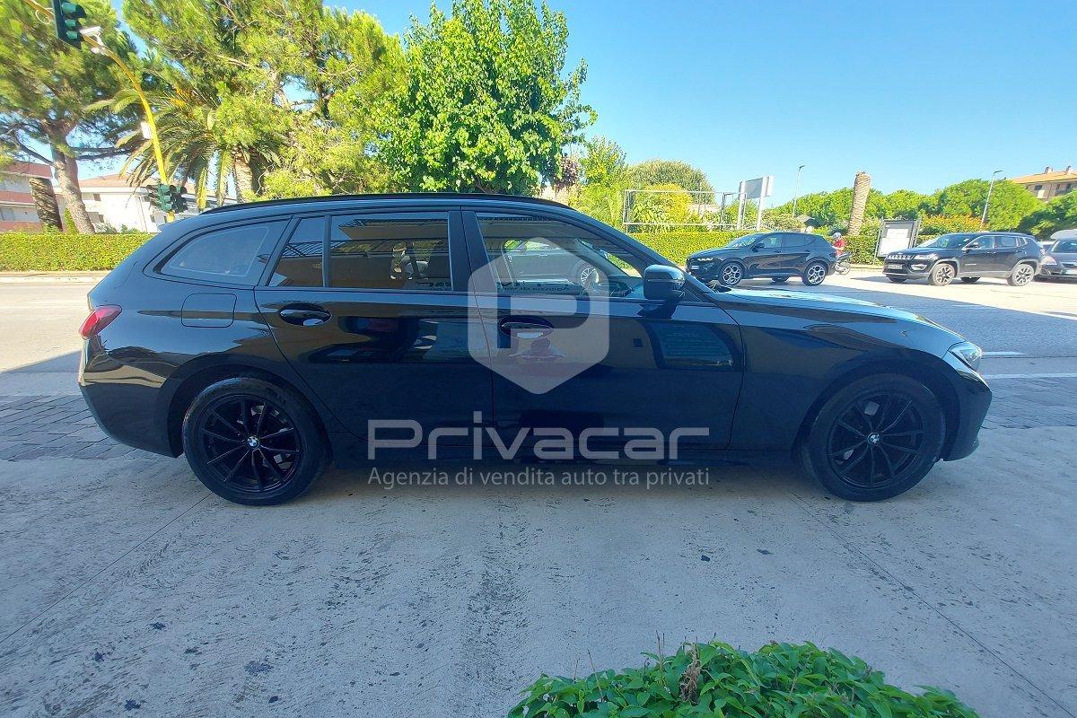 BMW 320d 48V Touring Business Advantage