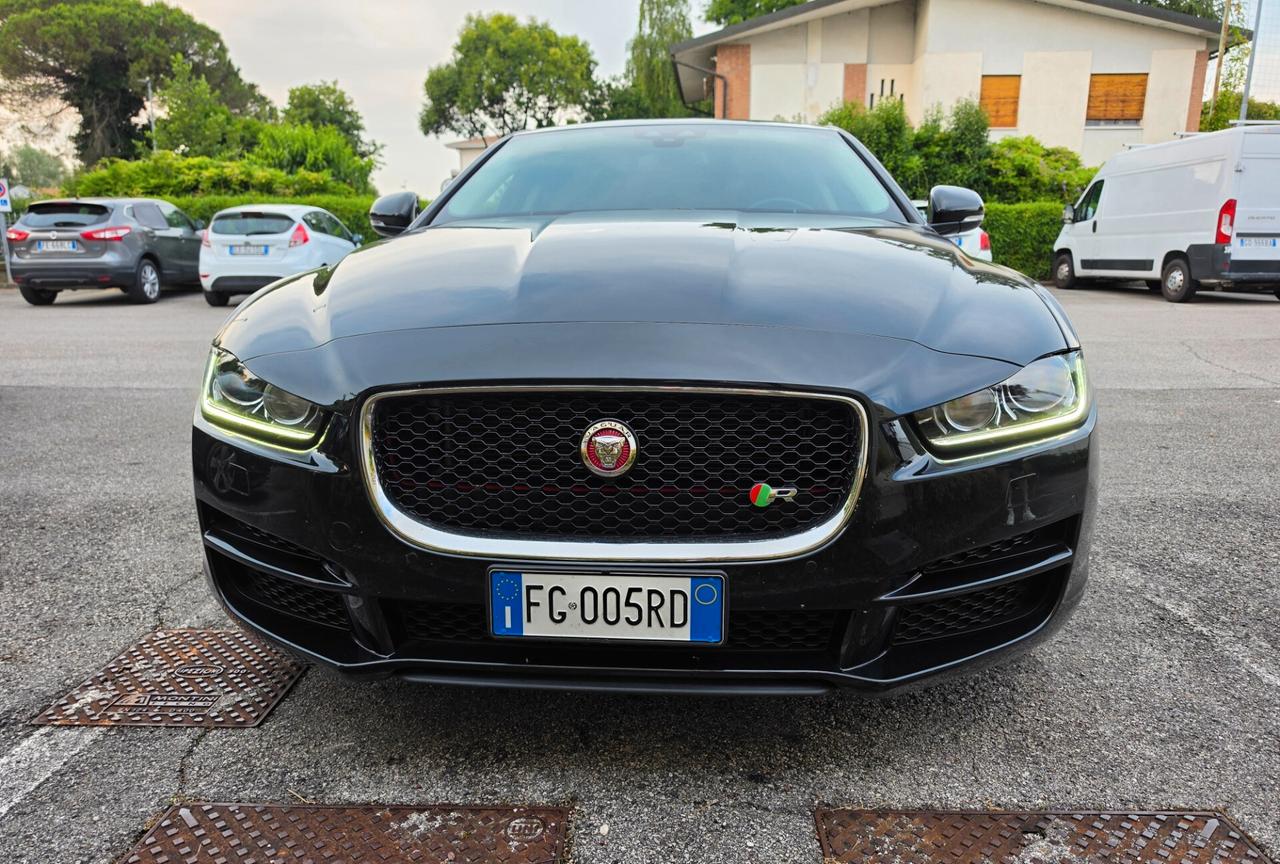 Jaguar XE 2.0 D Turbo aut. Portfolio