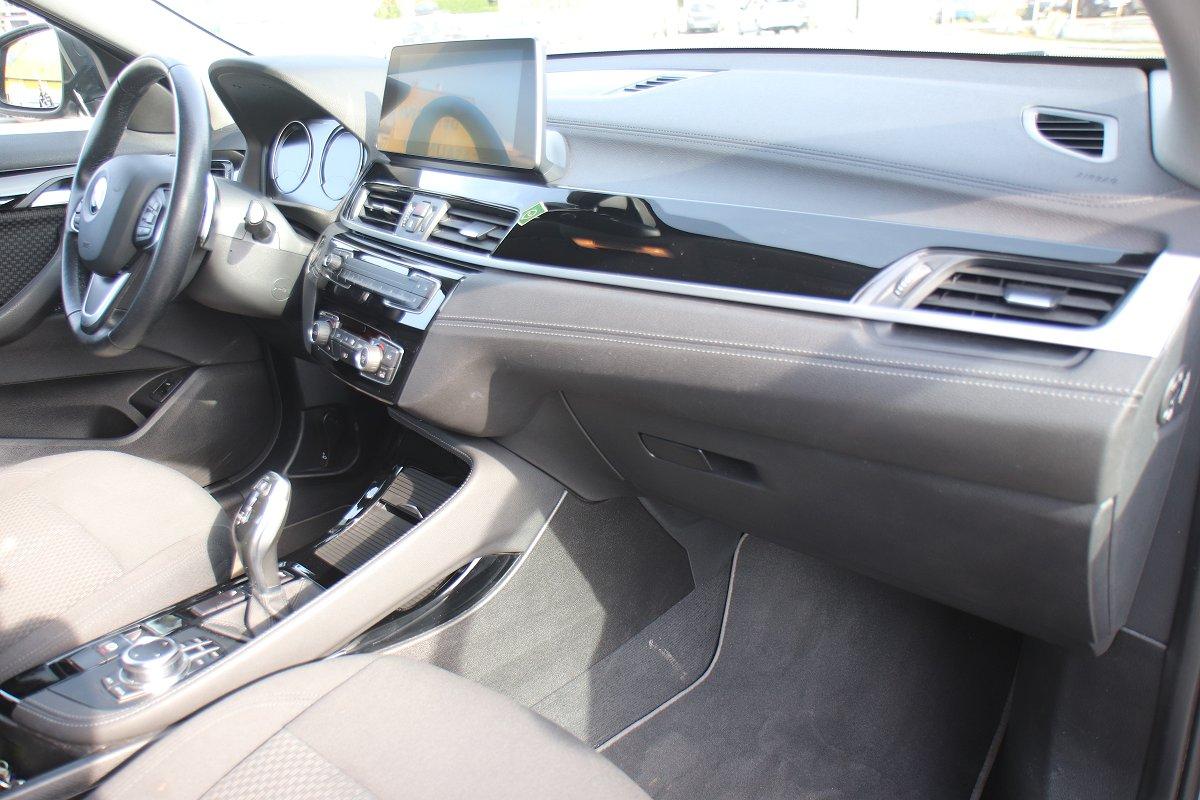 BMW X2 sDrive18d Business-X