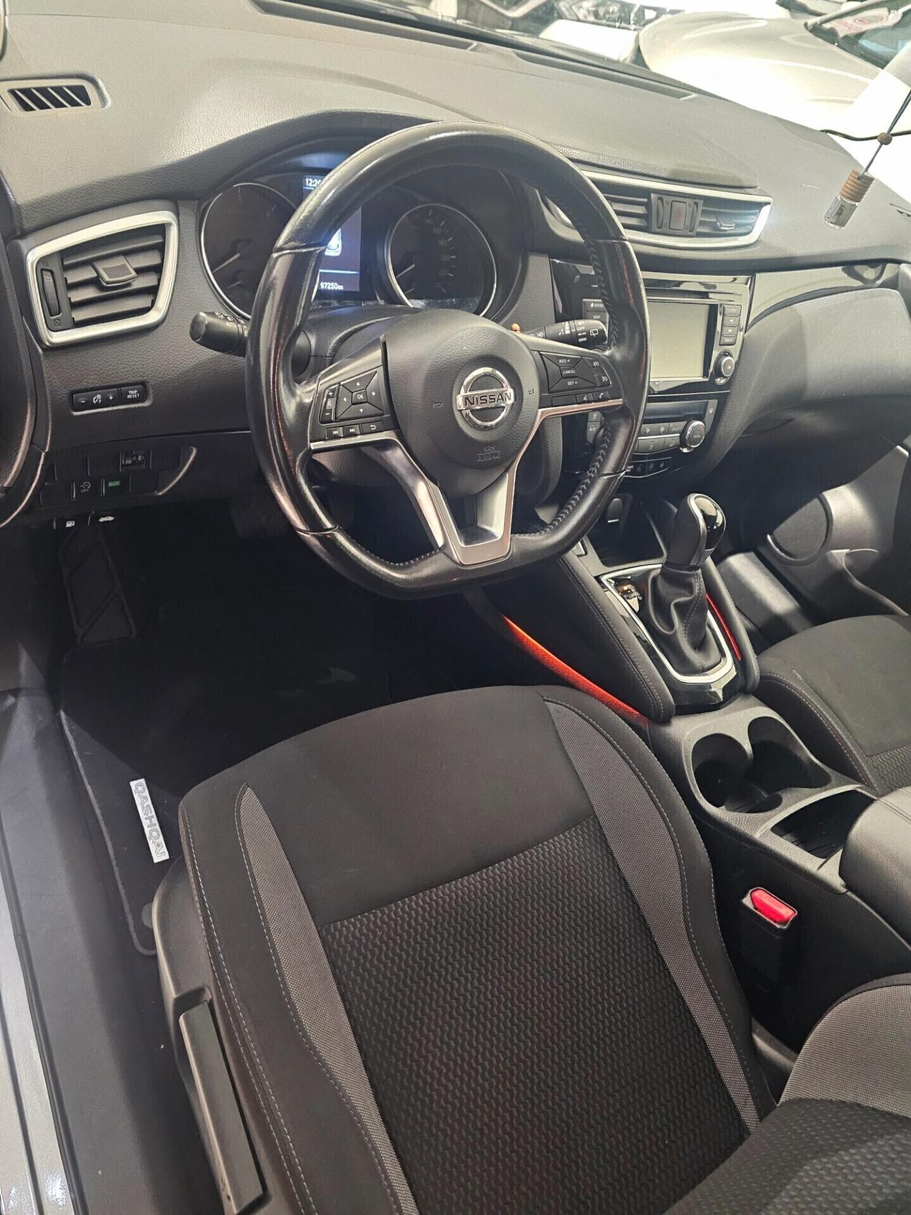 Nissan Qashqai 1.5 dCi N-Connecta