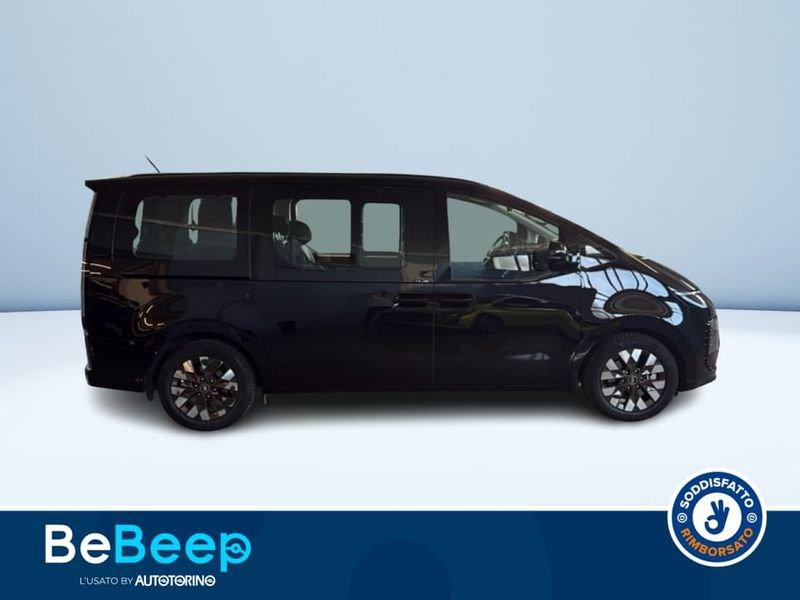 Hyundai Staria 2.2 LUXURY AWD AUTO