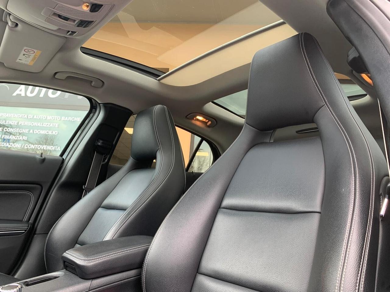 Mercedes-benz GLA 180 Premium Night Edition Tetto Full