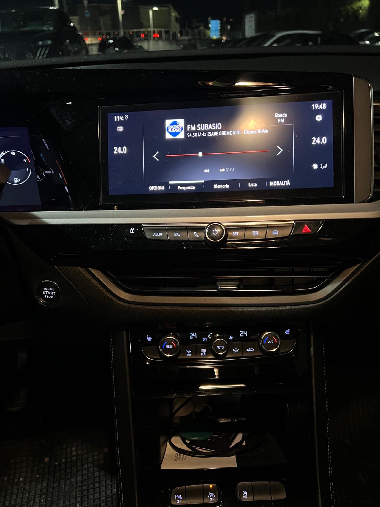 Opel Crossland 1.2 Turbo 12V 130 CV Start&Stop Design & Tech