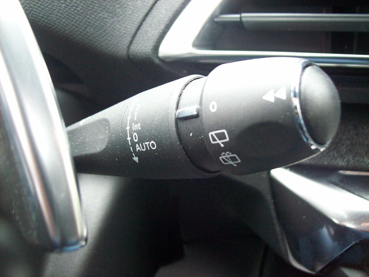 Peugeot 3008 1.5 BlueHDi 130CV S&S EAT8 Allure Pack