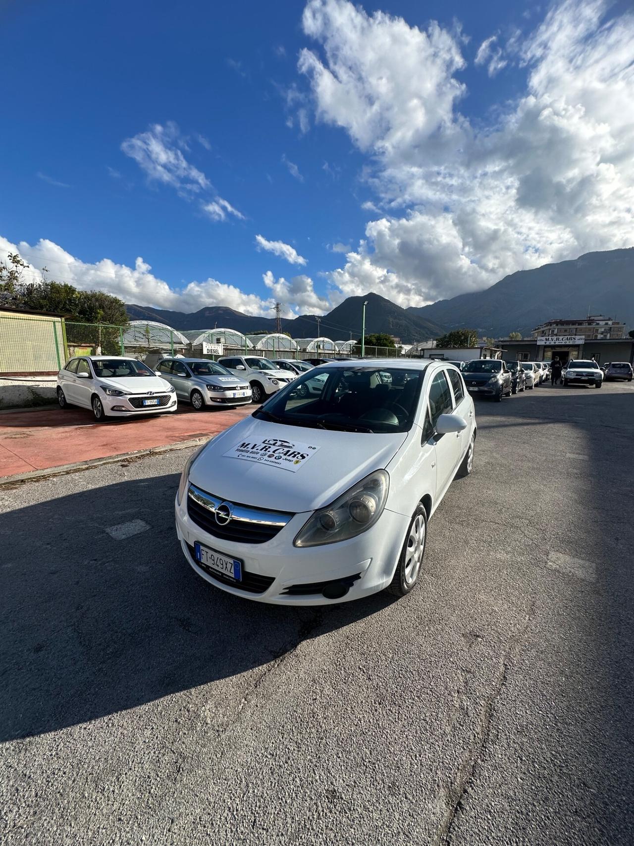 Opel Corsa 1.2 80CV 5 porte GPL-TECH Edition