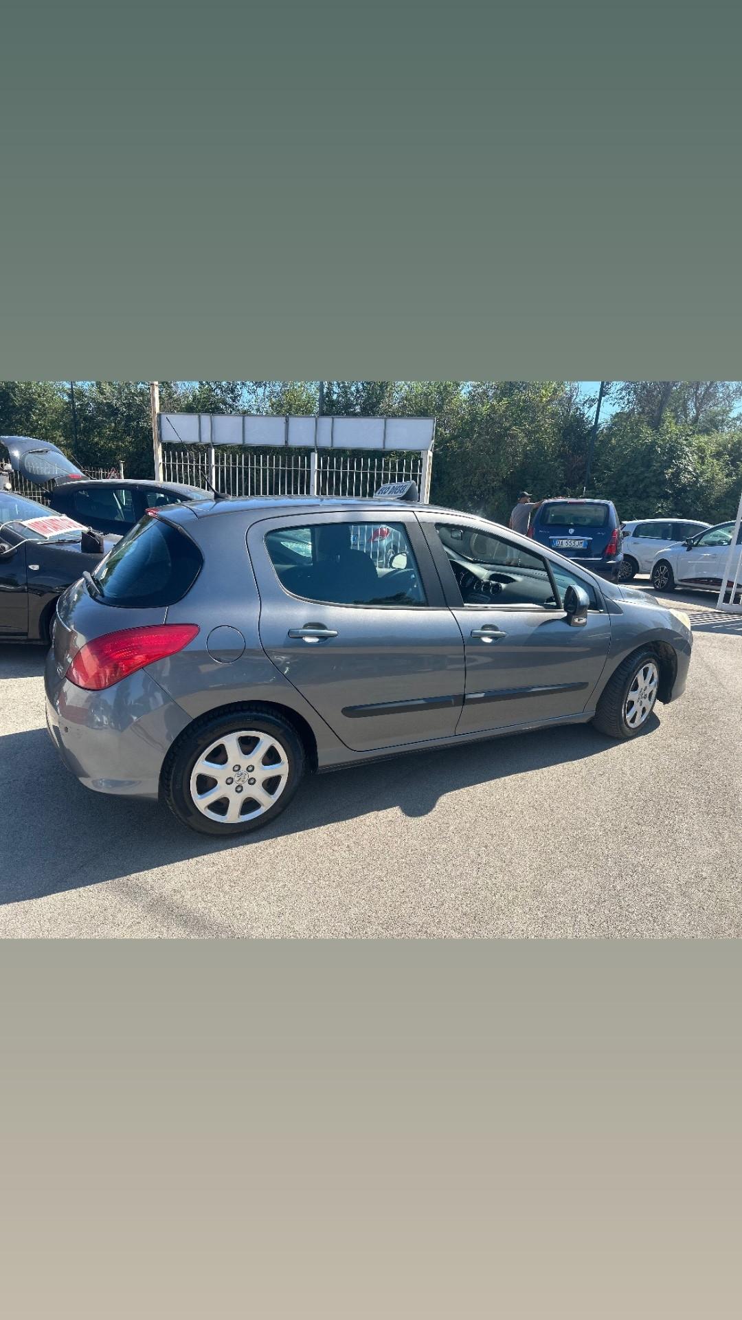 Peugeot 308 1.6 8V e-HDi 112CV Stop&Start 5p. Allure