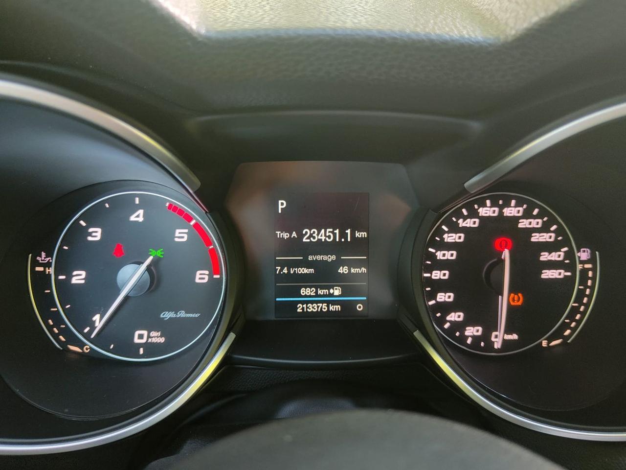 Alfa Romeo Stelvio 2.2 TD Business Q4 190 #10819
