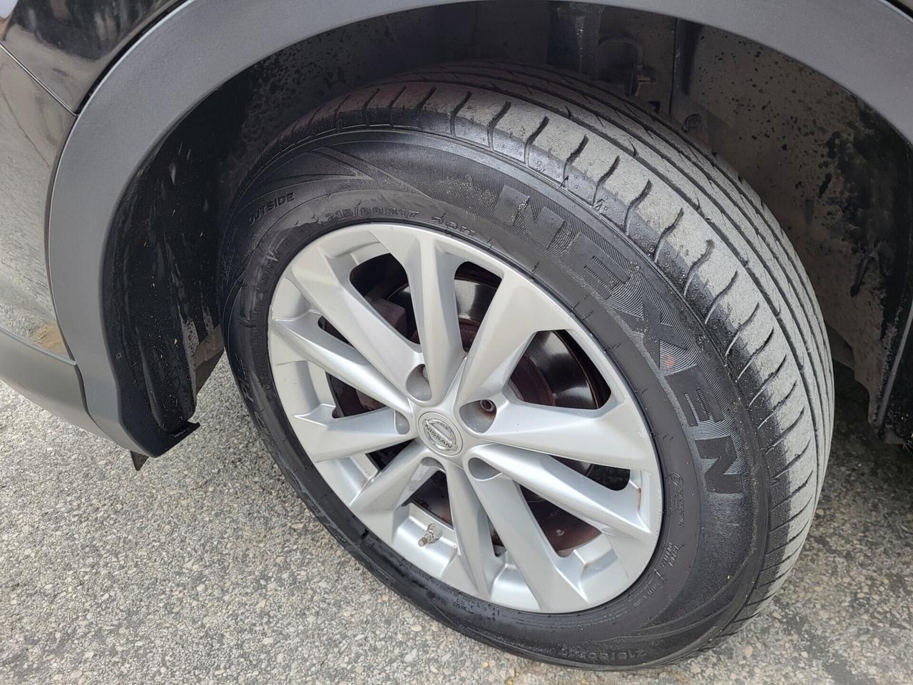 Nissan Qashqai 1,6 dCi-NAVI-TELECAMERA-3 REVISIONI