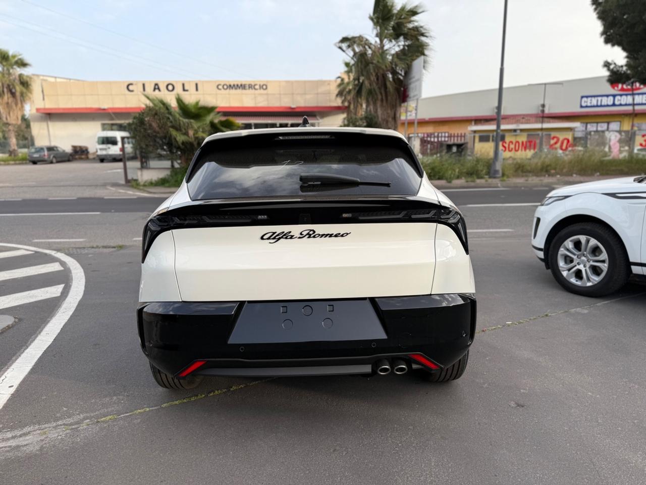 Alfa Romeo Junior 1.2 145 CV Hybrid eDCT6 Speciale KM 0