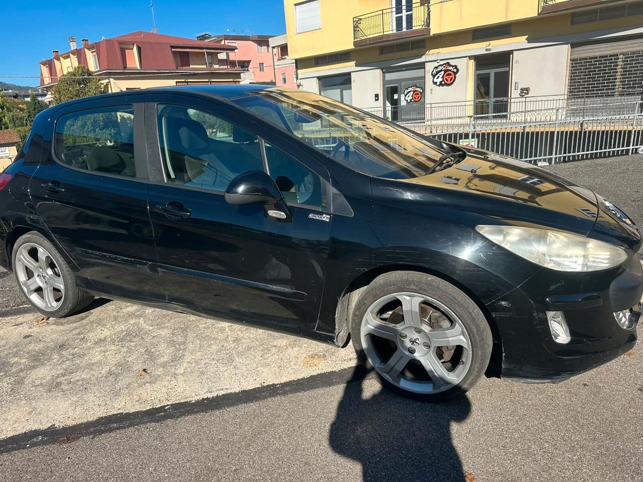 Peugeot 308 2.0 HDi 5p. - molti lavori eseguiti in fattura - 2200 euro