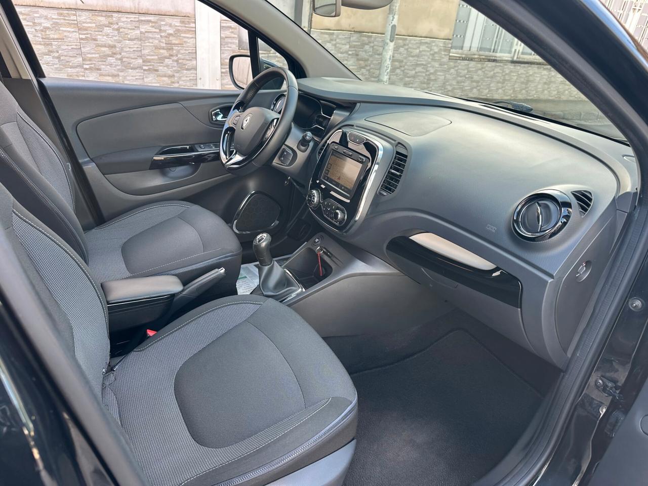 Renault Captur 1.5 Dci 90 CV Energy R-Link Km 145.000