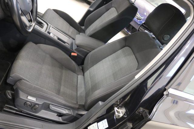VOLKSWAGEN Passat Variant 2.0 TDI SCR EVO DSG Business "" BELL1SS1MA ""