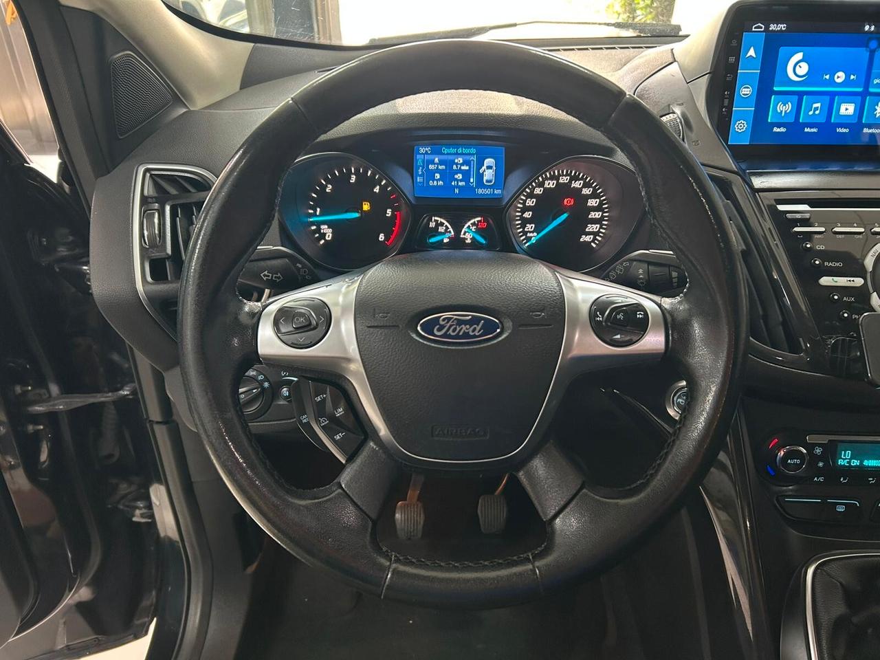 Ford Kuga 2.0 TDCI 140 CV 4WD Titanium