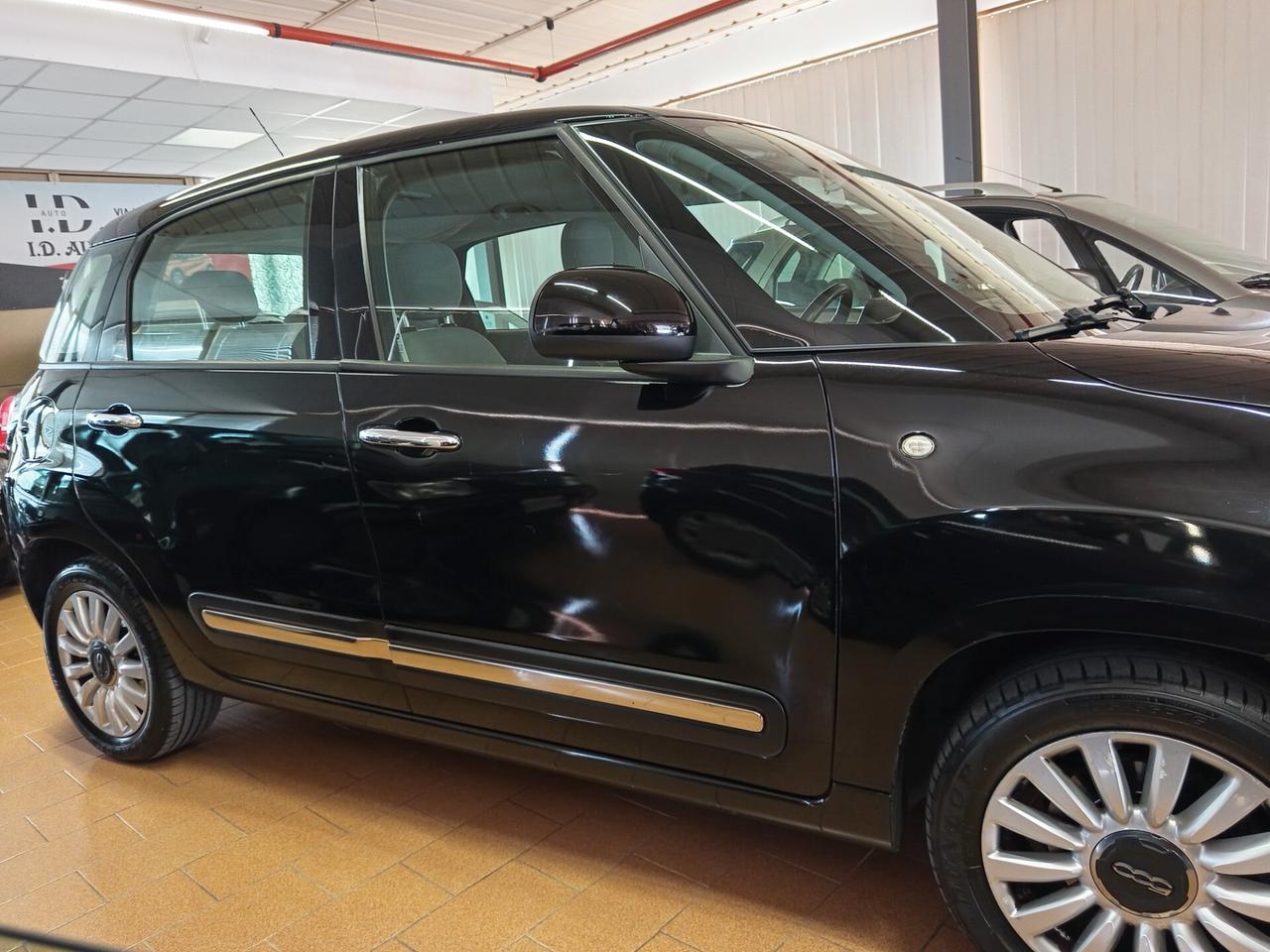 Fiat 500L 1.4 95 CV Lounge, 122 Mila chilometri ok neopatentati