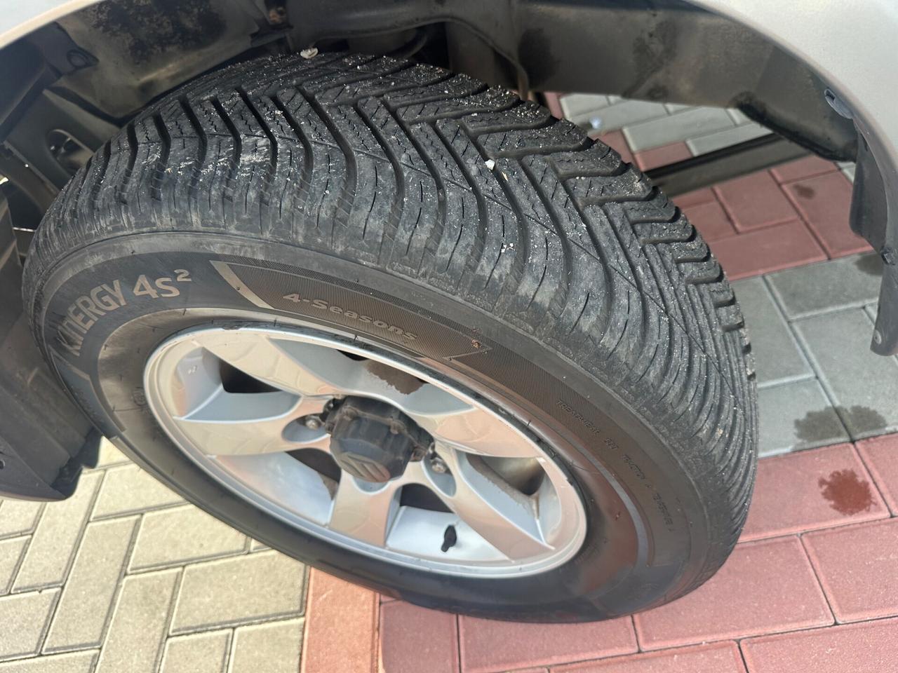 Suzuki Jimny 1.3i 85CV 4WD UNICO PROPRIETARIO