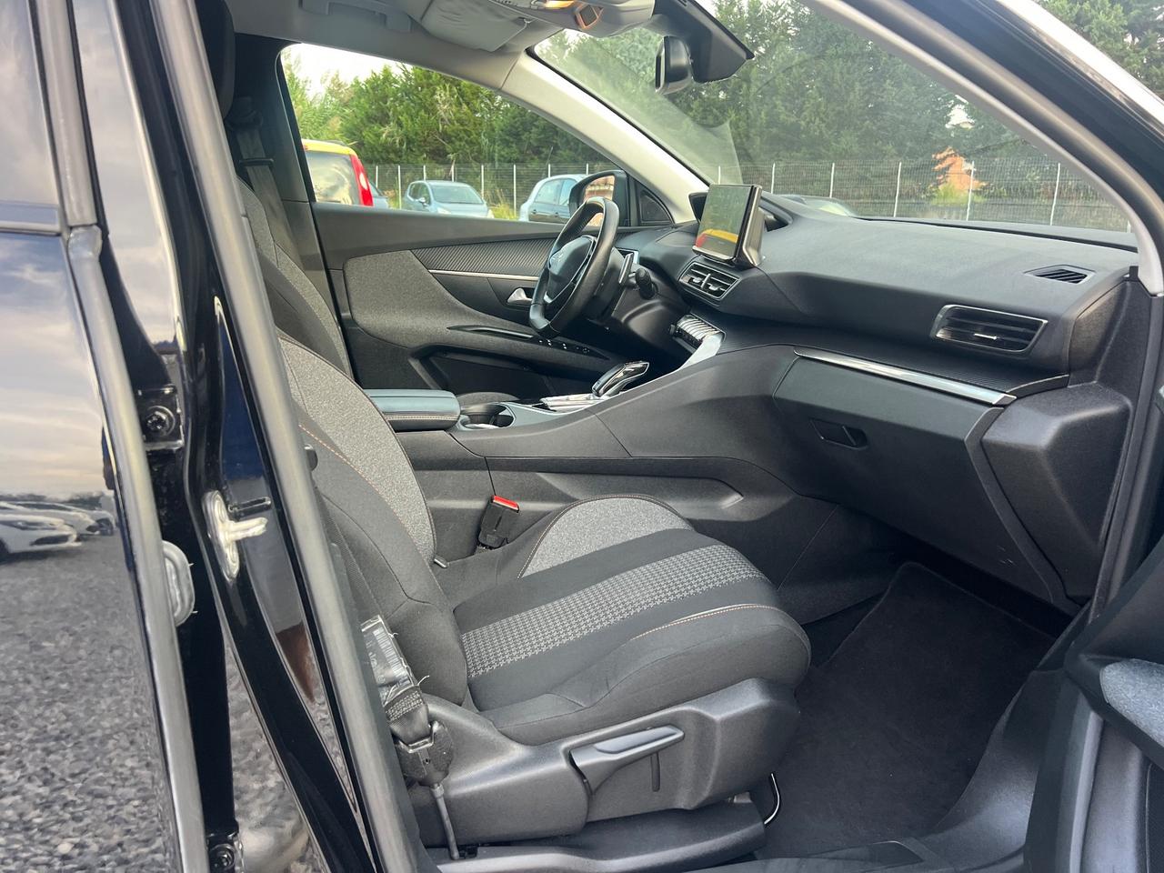 Peugeot 3008 BlueHDi 130 S&S Allure