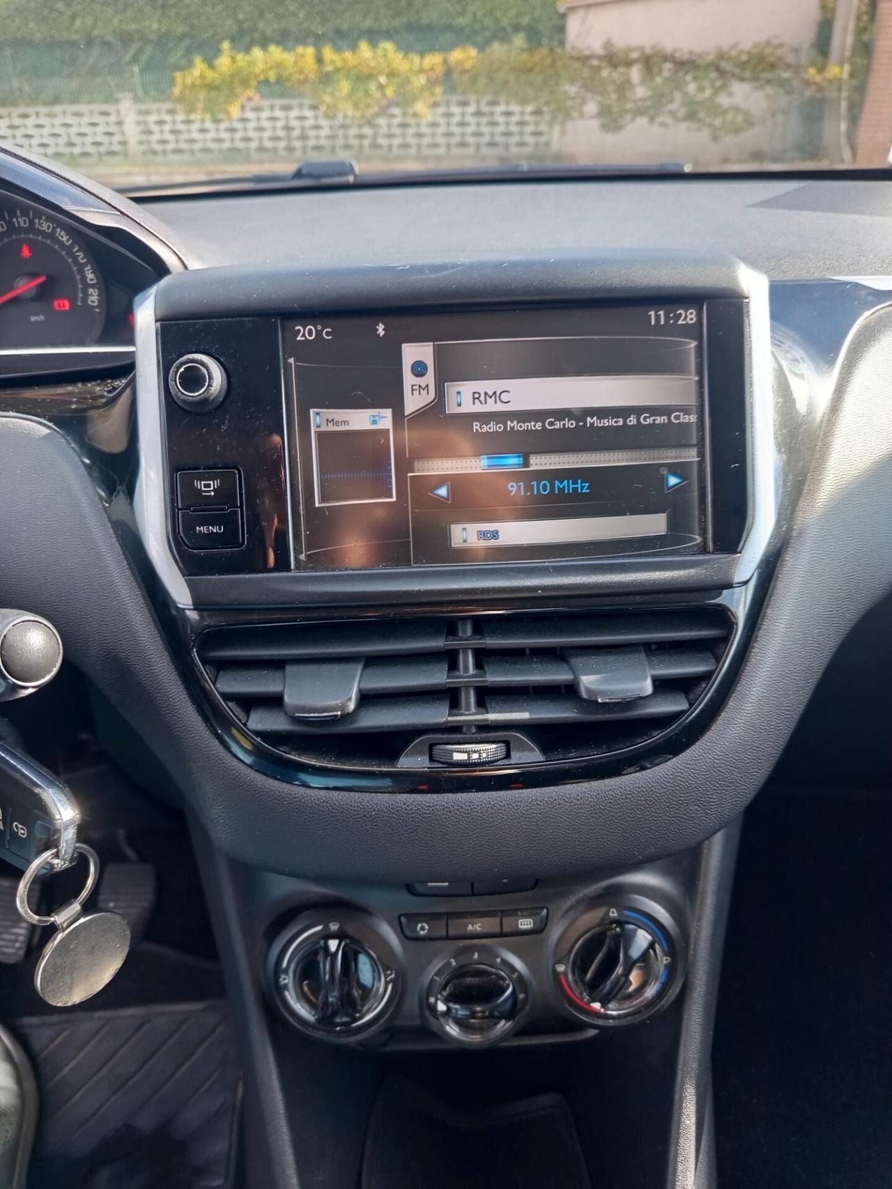 Peugeot 208 1.2 VTi 82 CV 3 porte Allure