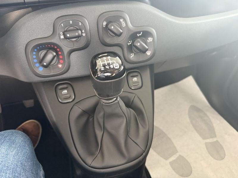 FIAT Panda 1.0 FireFly S&S Hybrid Pandina