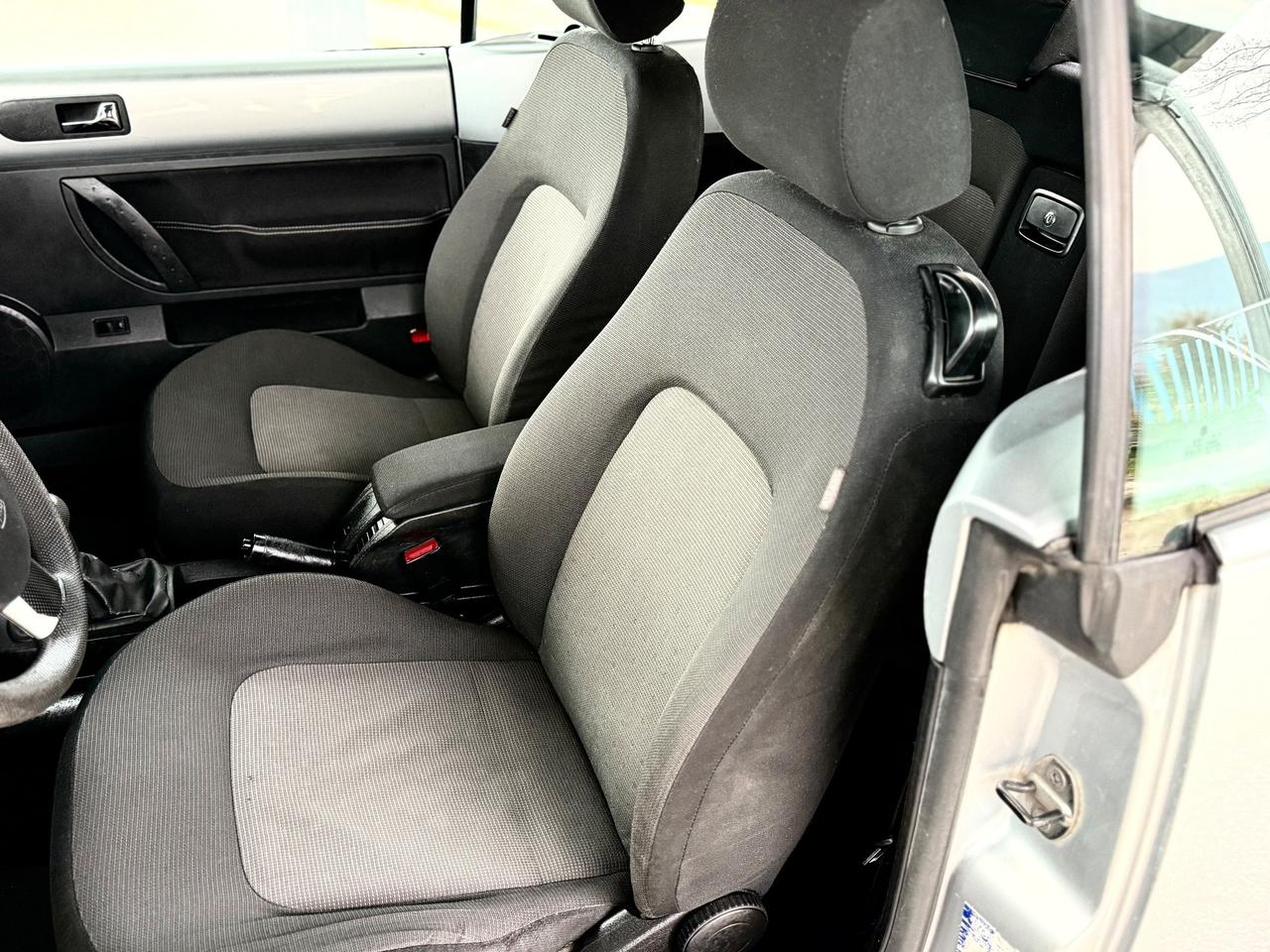 VW New Beetle 1.9 TDI 105CV CABRIO