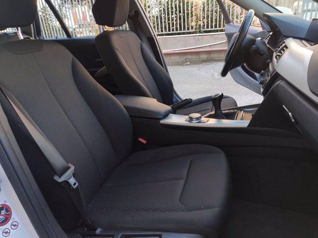 BMW 320d touring business advantage del 2017