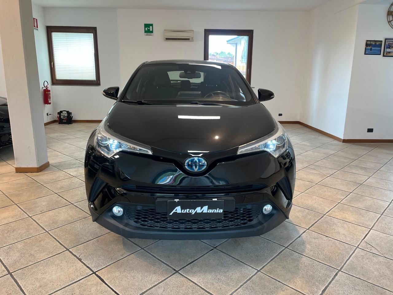 Toyota C-HR 1.8 Hybrid E-CVT Business