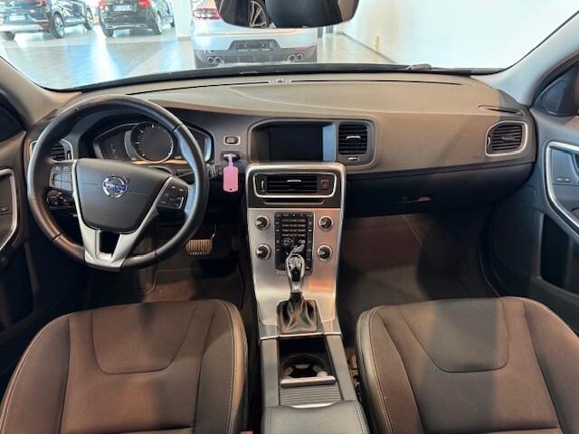 Volvo V60 Cross Country D3 Geartronic Business
