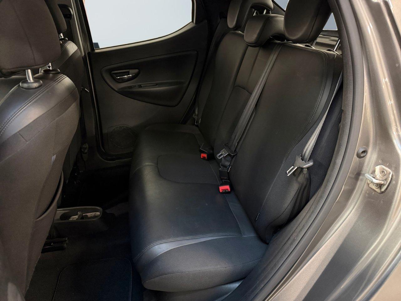 Lancia Ypsilon 5 Porte Ypsilon 1.2 8v Platinum s&s 69cv