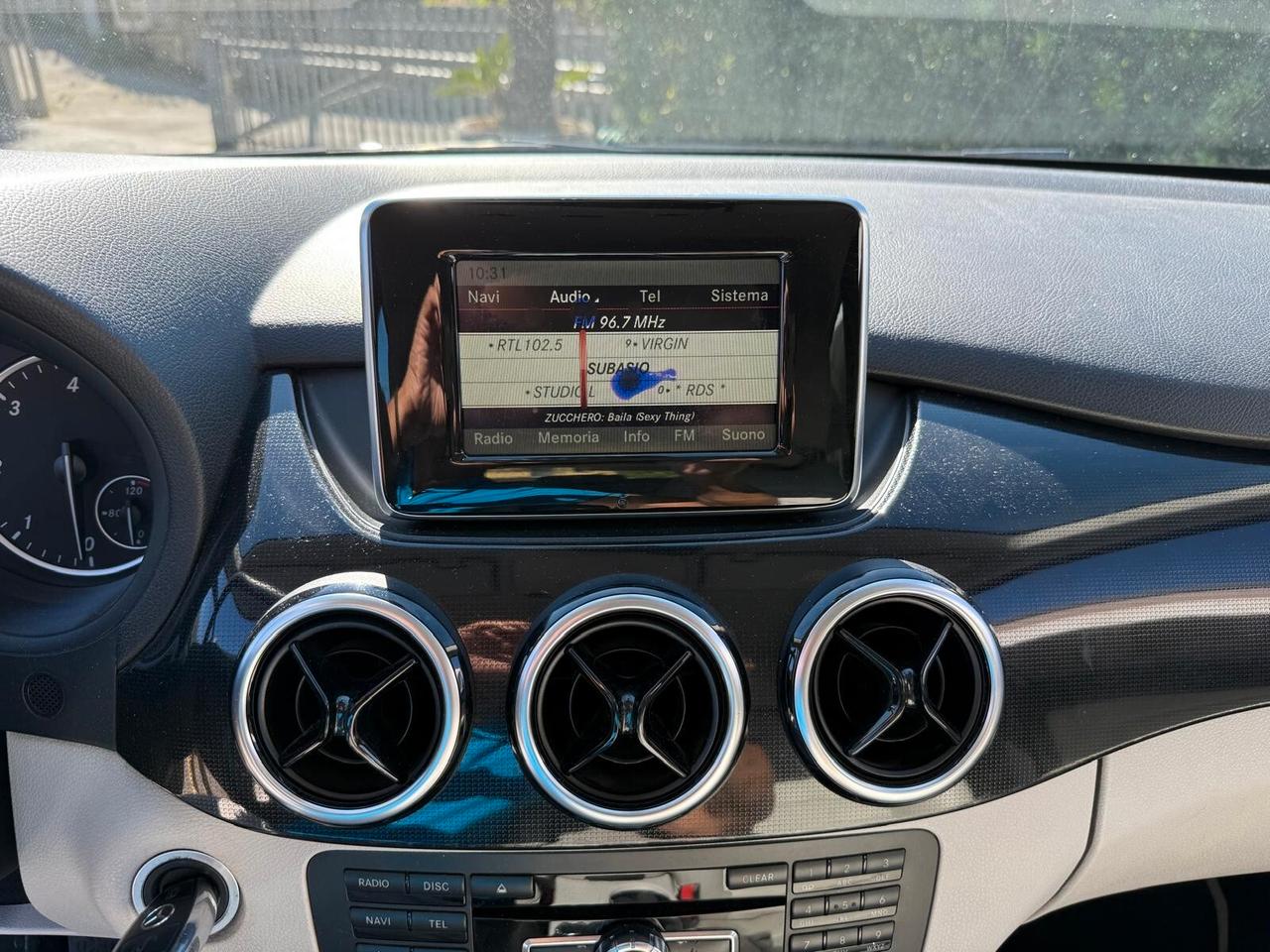 MERCEDES-BENZ B 180 CDI BlueEFFICIENCY Executive