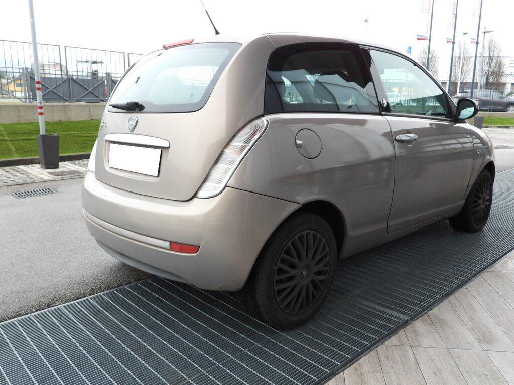 Lancia Ypsilon 3 Porte 1.4 Ecochic New Oro