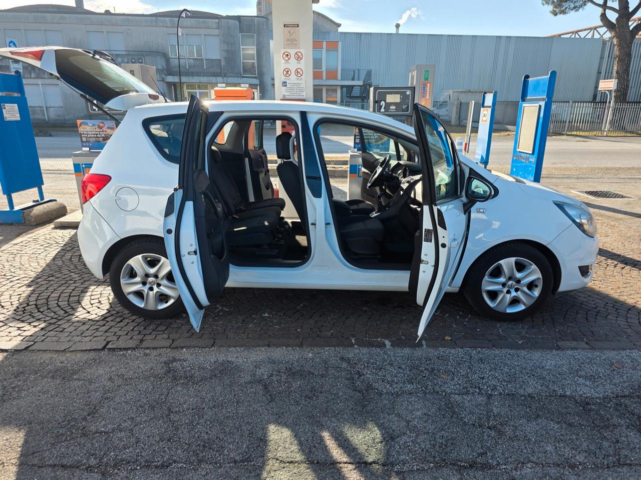 Opel Meriva 1.4 100CV Cosmo con 150.000km Neopatentati ok