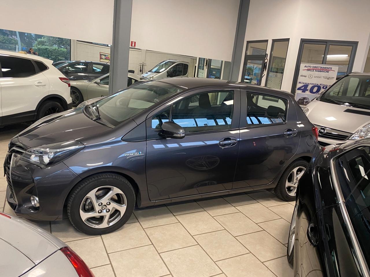 Toyota Yaris 1.5 Hybrid 5 porte Active