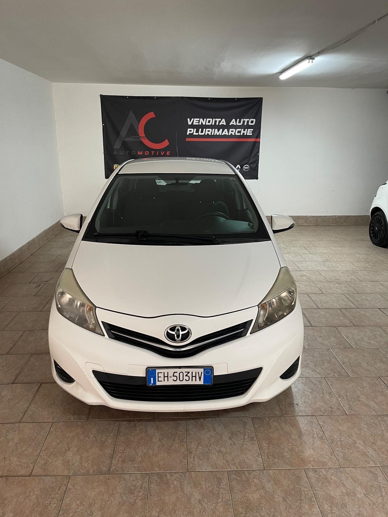 Toyota Yaris 1.3 5 porte Lounge