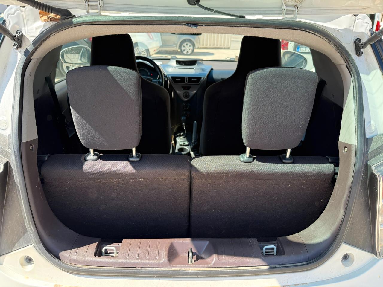 TOYOTA IQ 1.0 VVT-i CVT Multidrive