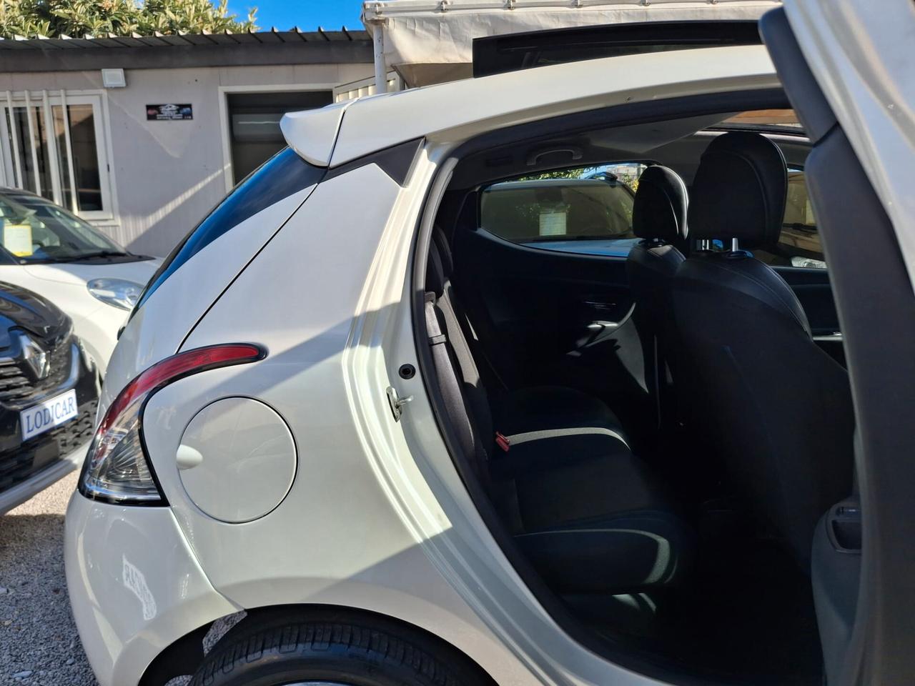 Lancia Ypsilon 1.3 MJT 16V 95 CV 5 porte S&S Platinum