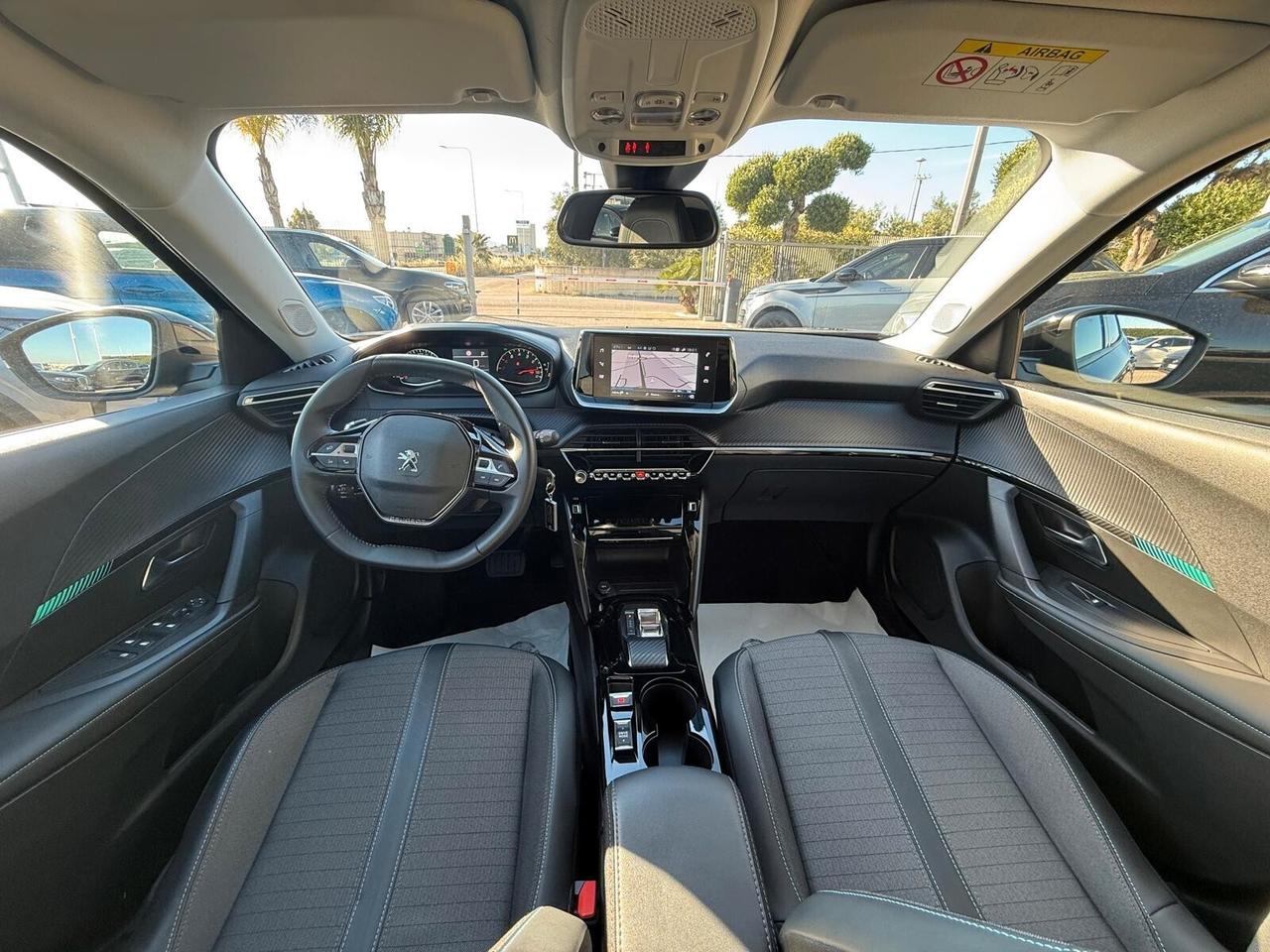 Peugeot 2008 BlueHDi 130 S&S EAT8 Allure Pack