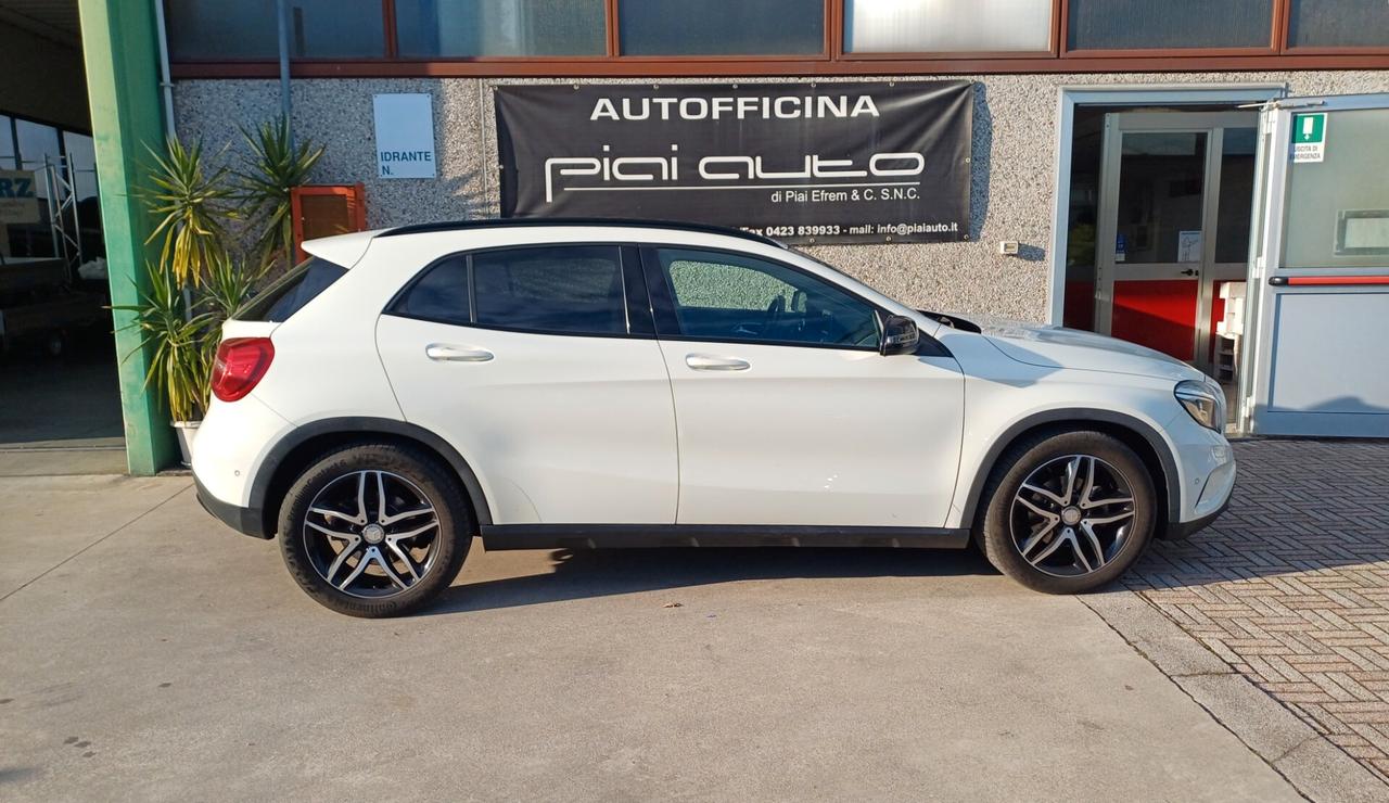 Mercedes-benz GLA 220 CDI Automatic 4Matic Premium Night Editions