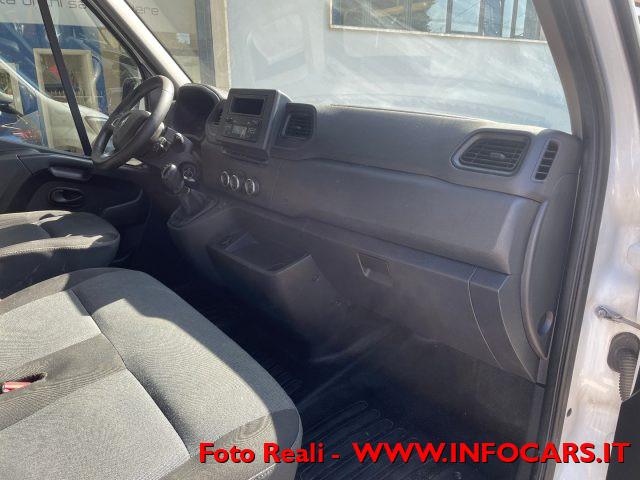 RENAULT Master T35 2.3 dCi 135 PL-TM Furgone Ice