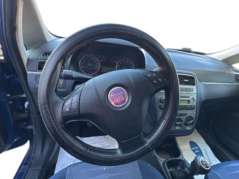 FIAT Grande Punto Grande Punto 3p 1.4 Dynamic c/esp 77cv