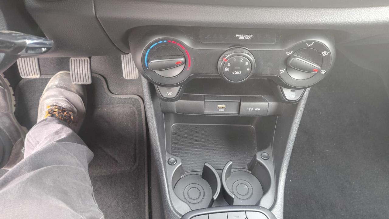 Kia Picanto 1.0 12V 5 porte Urban
