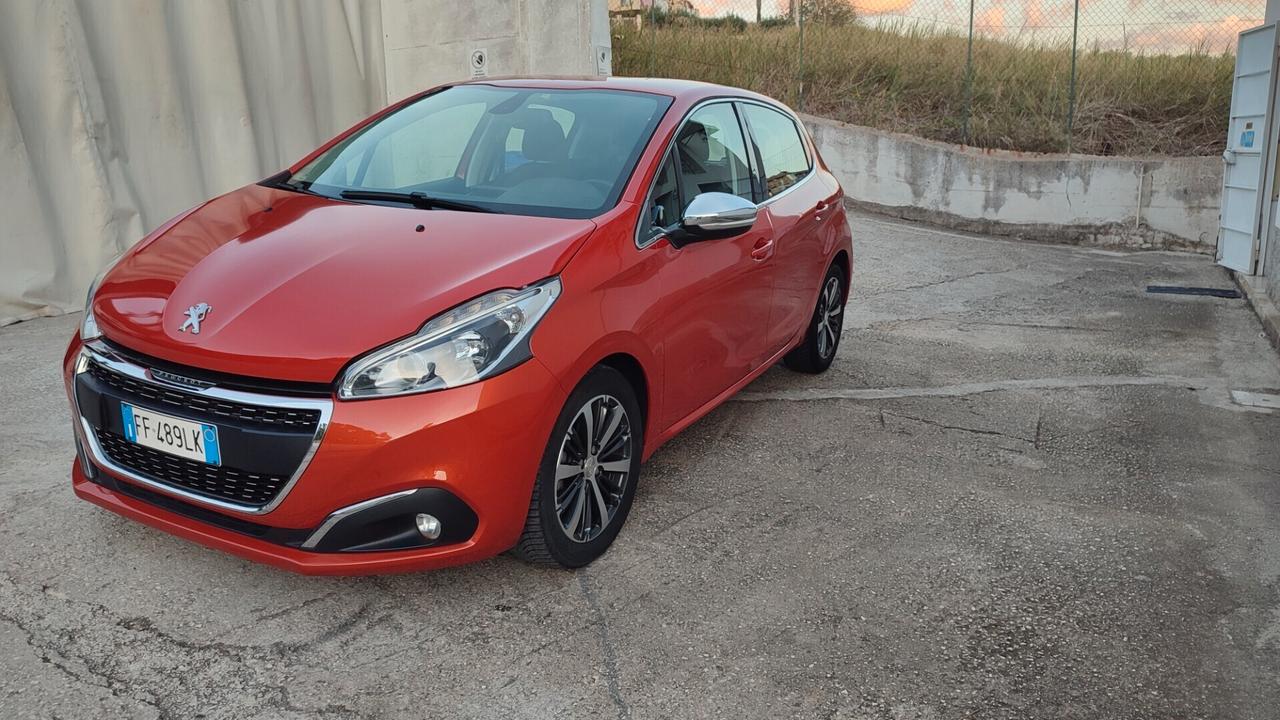 Peugeot 208 BlueHDi 75 5 porte Allure