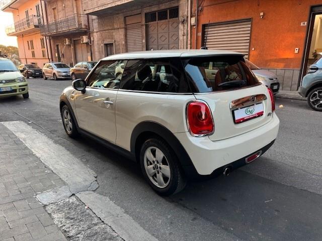 Mini Cooper 1.5 One D